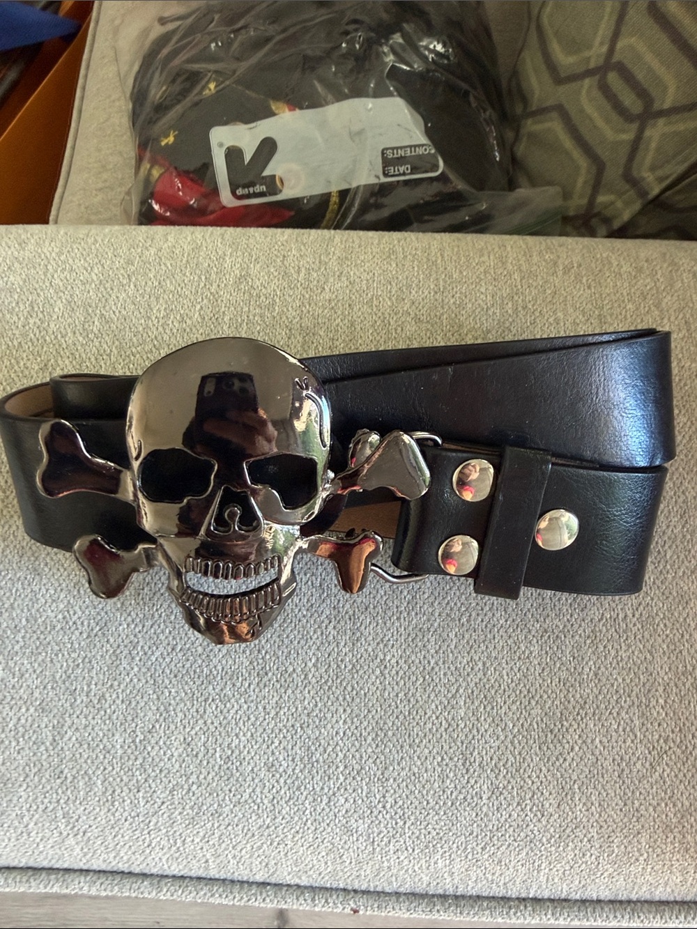 Men's Black Leather Belt with Silver Skull Buckle